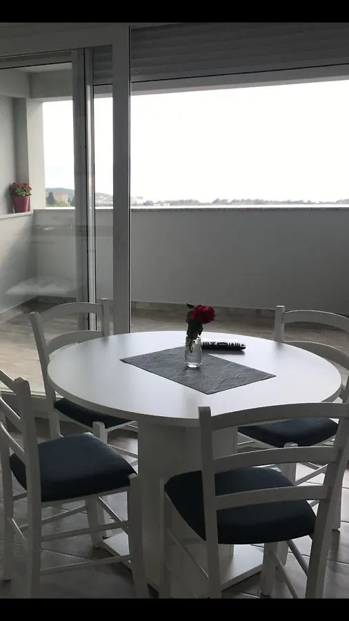 Apartmenthaus Suskovic Insel Krk Omisalj Croatia